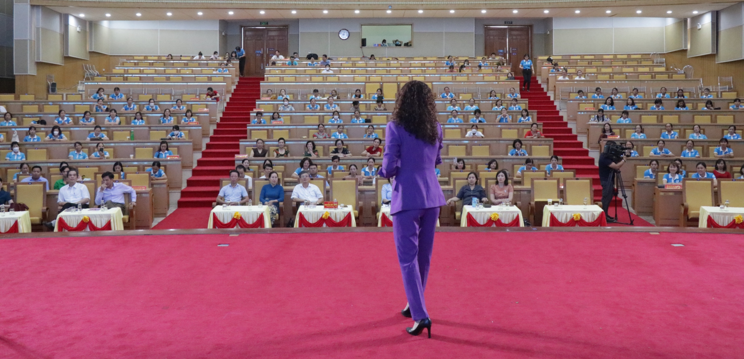 Diễn giả Nhà đào tạo Huệ Nguyễn 4